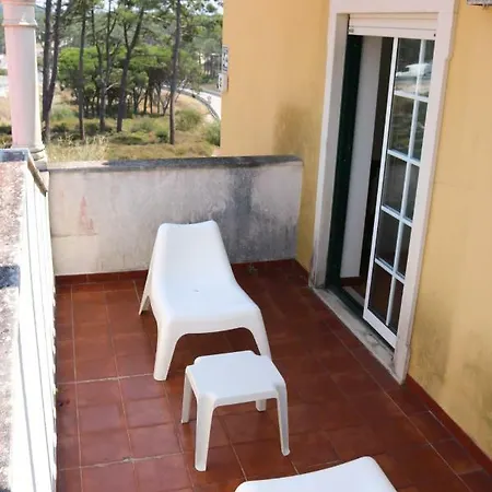 Casa Amarela Nazaré